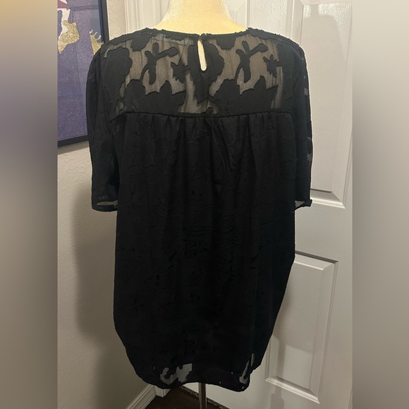 Bell Sleeve Blouse - Picture 3 of 4